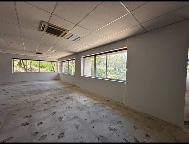 686M² OFFICE TO LET IN WOODMEAD